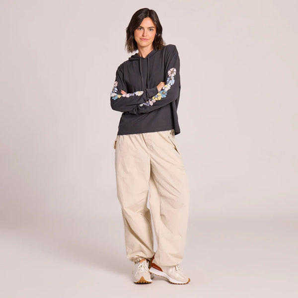 Row of Wildflowers Tee