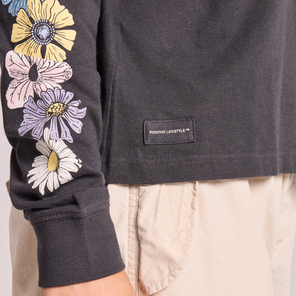 Row of Wildflowers Tee