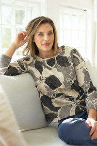 Fog Floral Stepped Hem Top