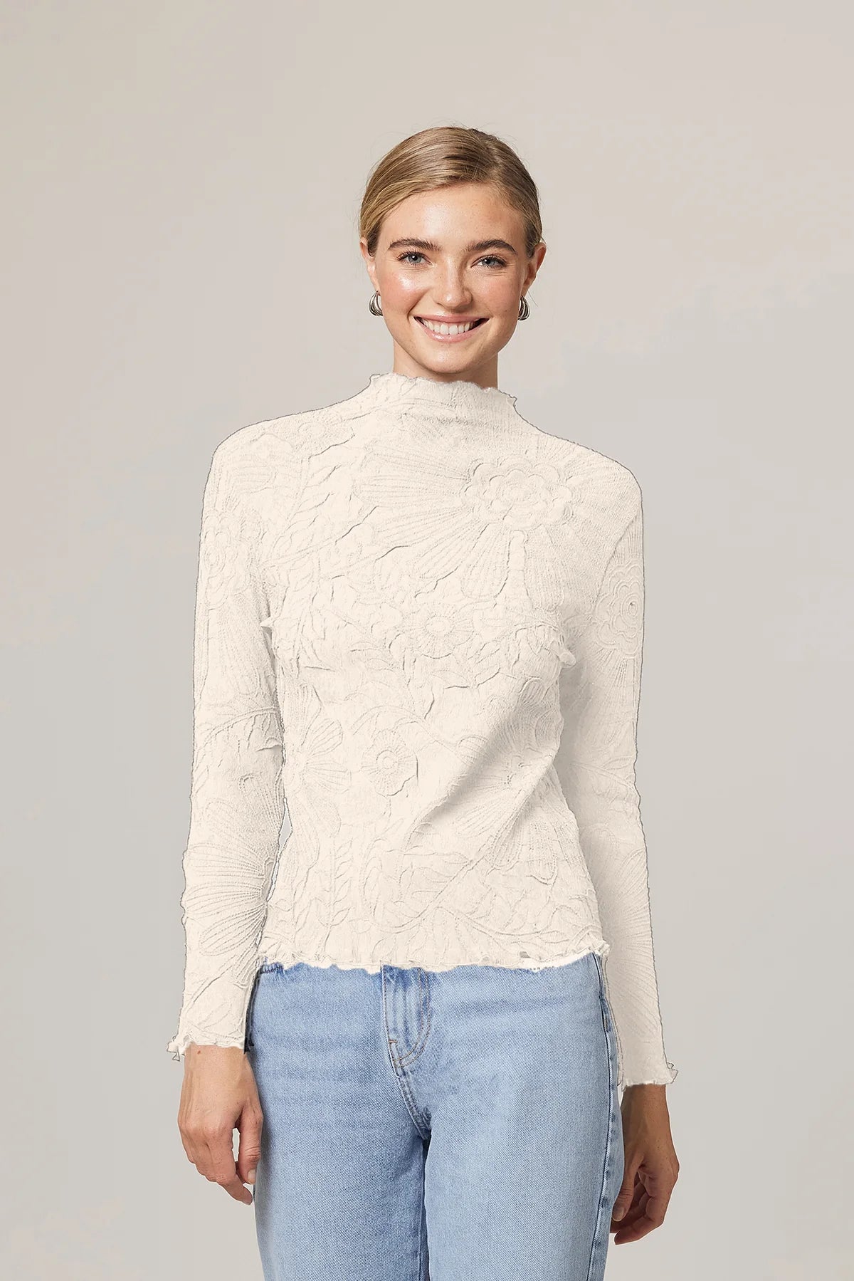 Kylie Lettuce Top Ivory