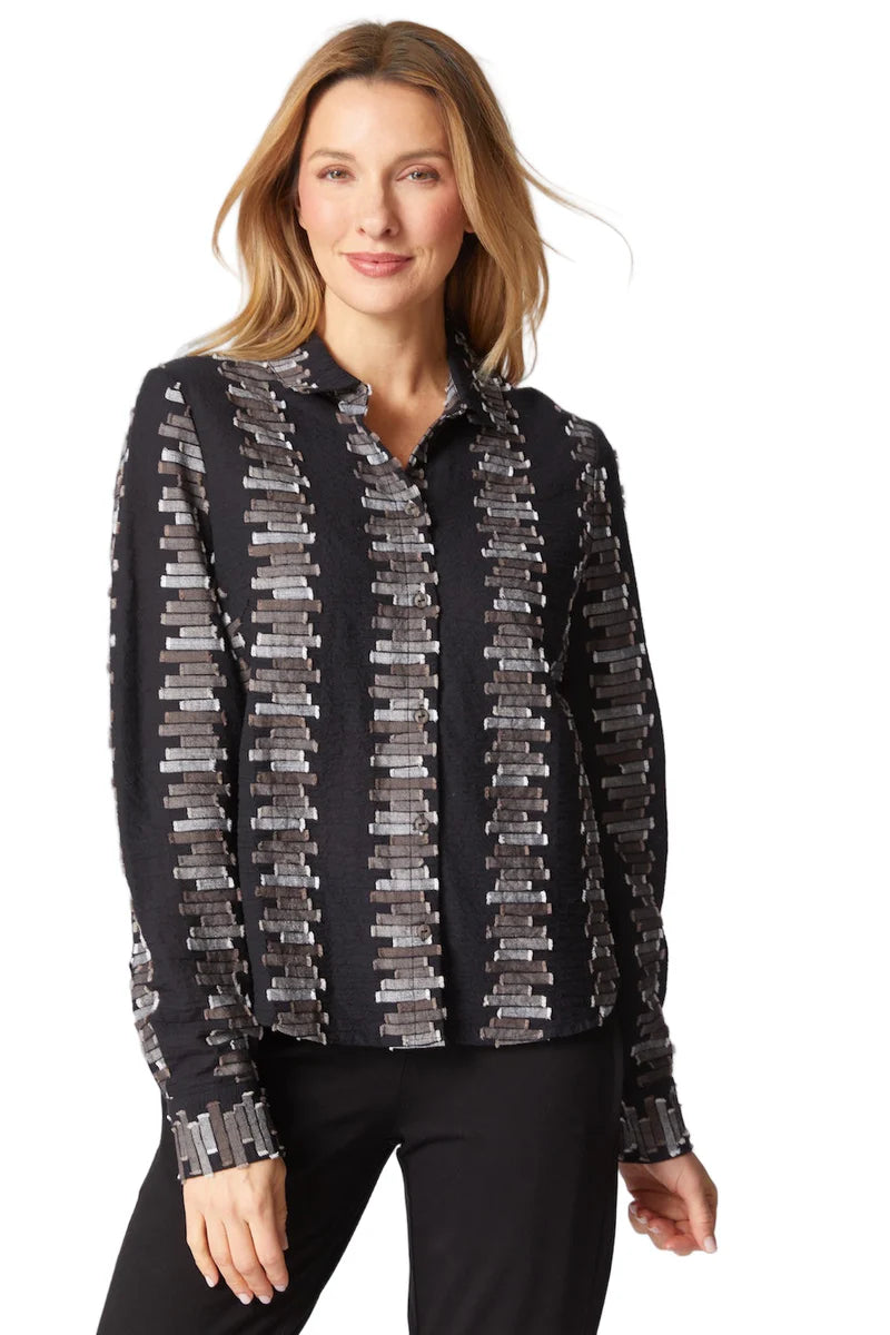 Embroiderd Shaped Hem Shirt