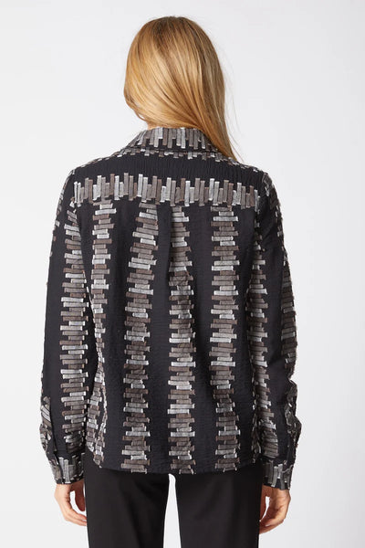 Embroiderd Shaped Hem Shirt
