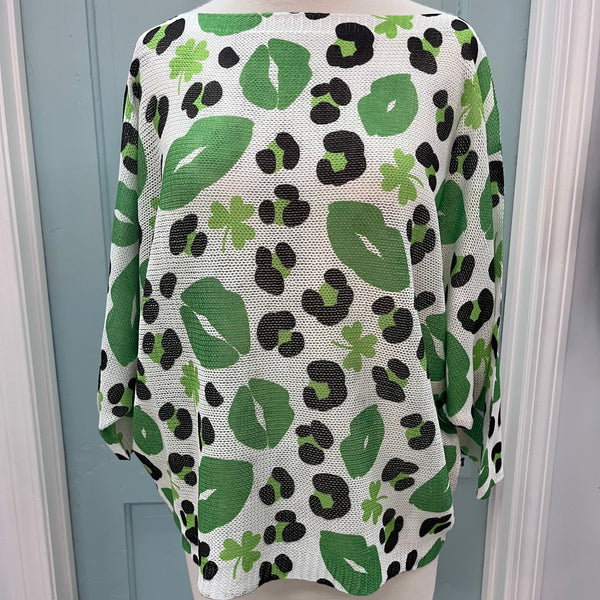 Shamrock Kisses Top