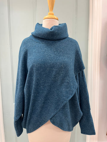 Lagoon Crossover Top