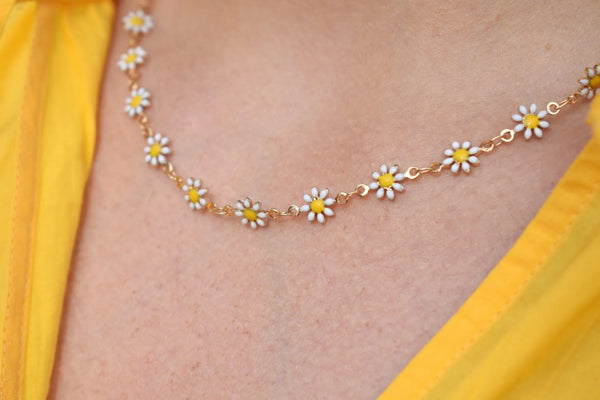 Daisy Chain Necklace