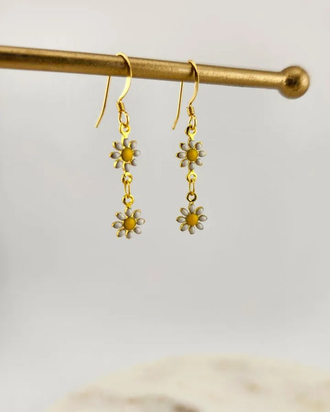 Daisy Chain Gold Earrings