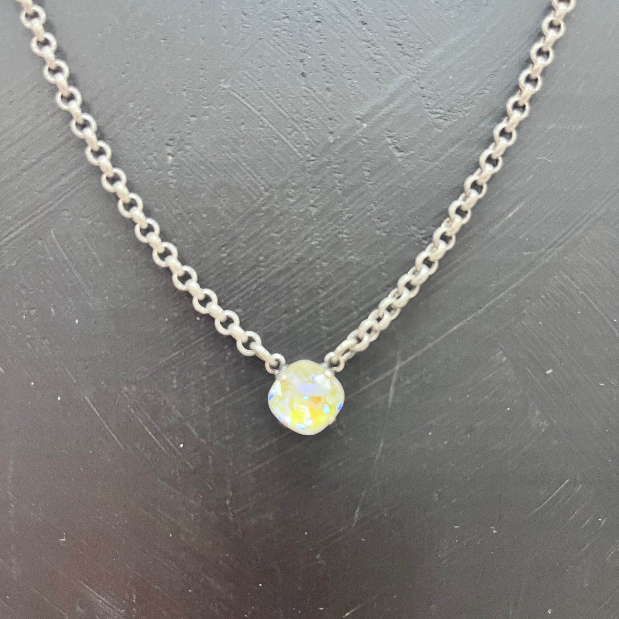 Sadie Necklace Lite Grey Delite