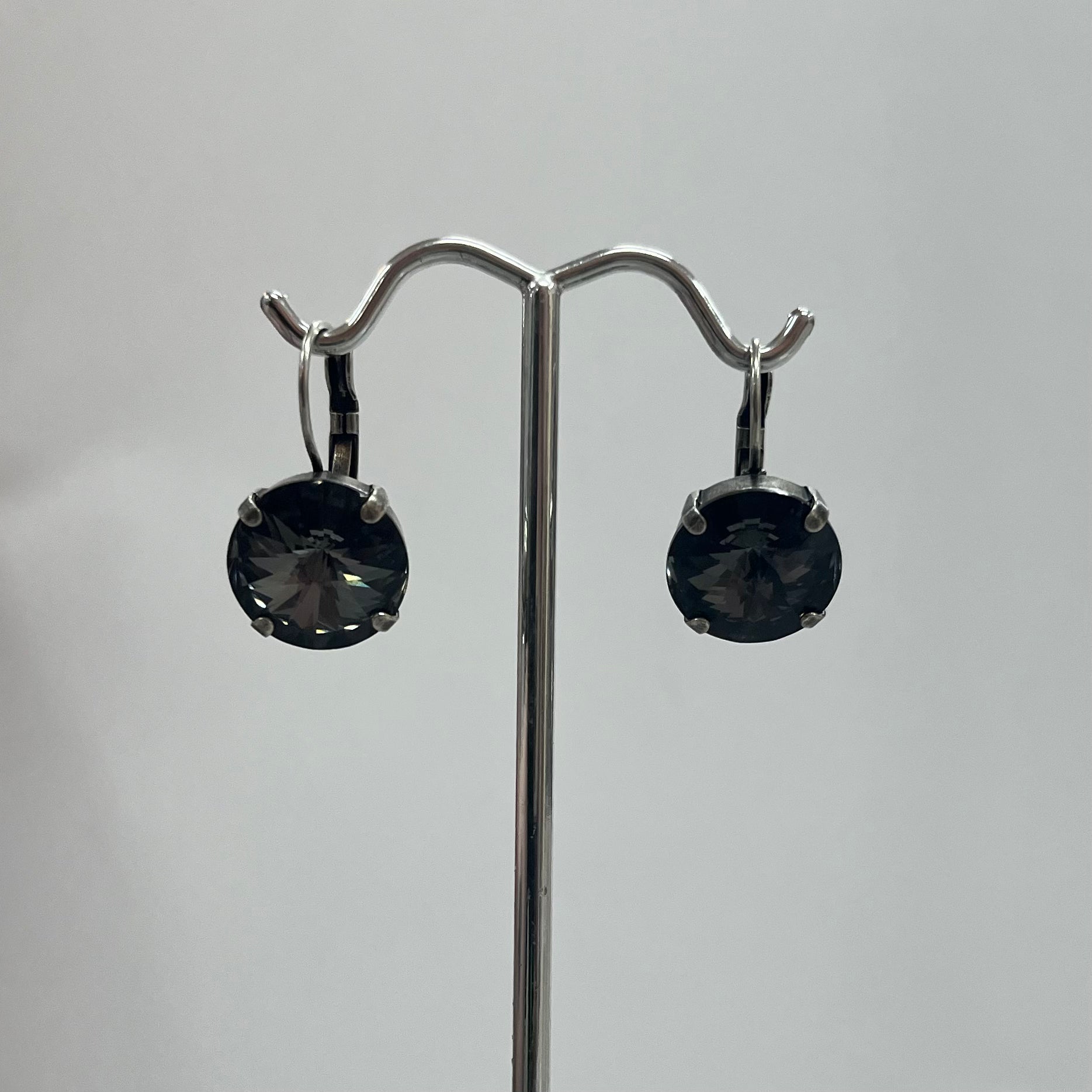 Bev Earrings Silver Night