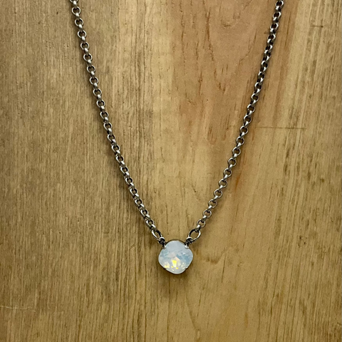 Tempo Necklace White Opal