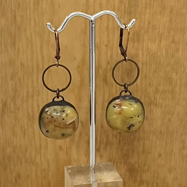 Vintage Lucite Earring