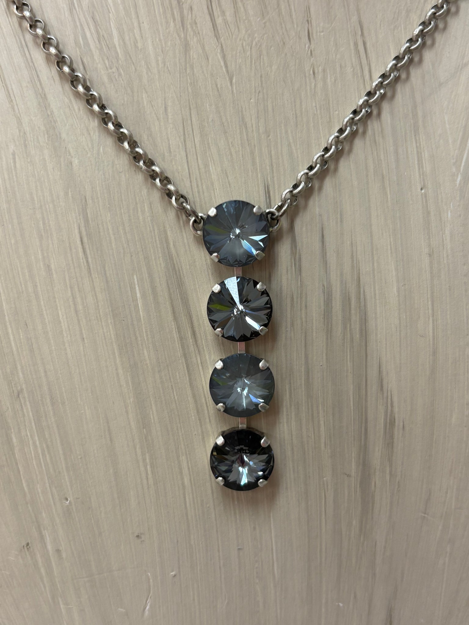 Karen Necklace Greys