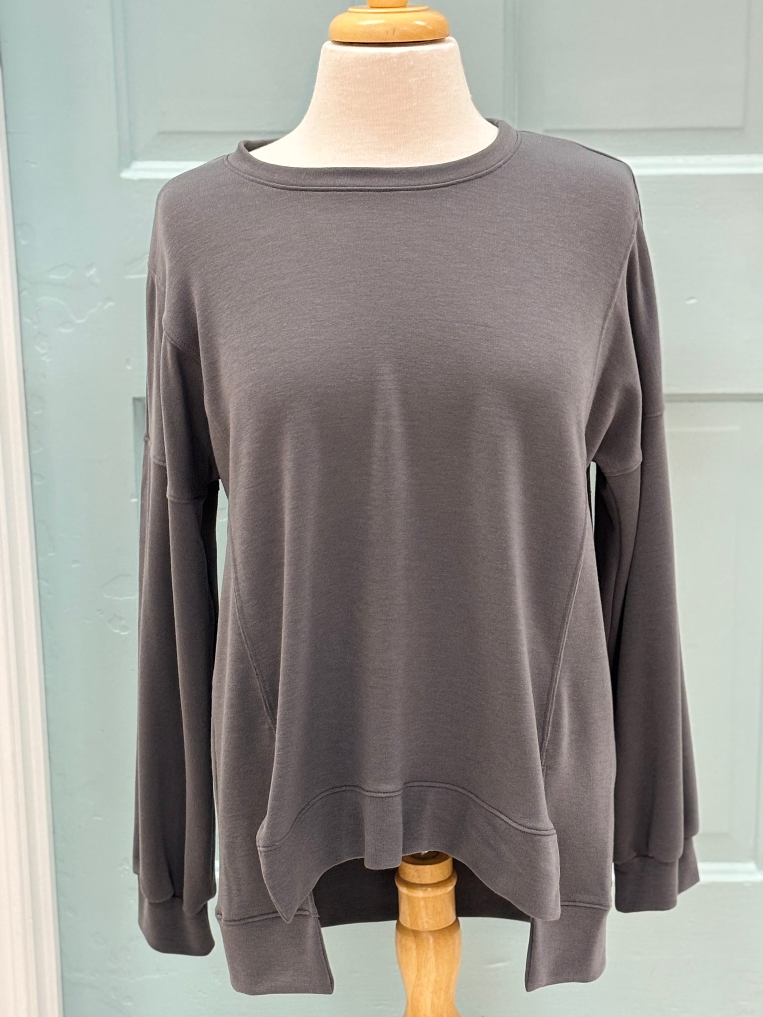 Charcoal Hi-Lo Top