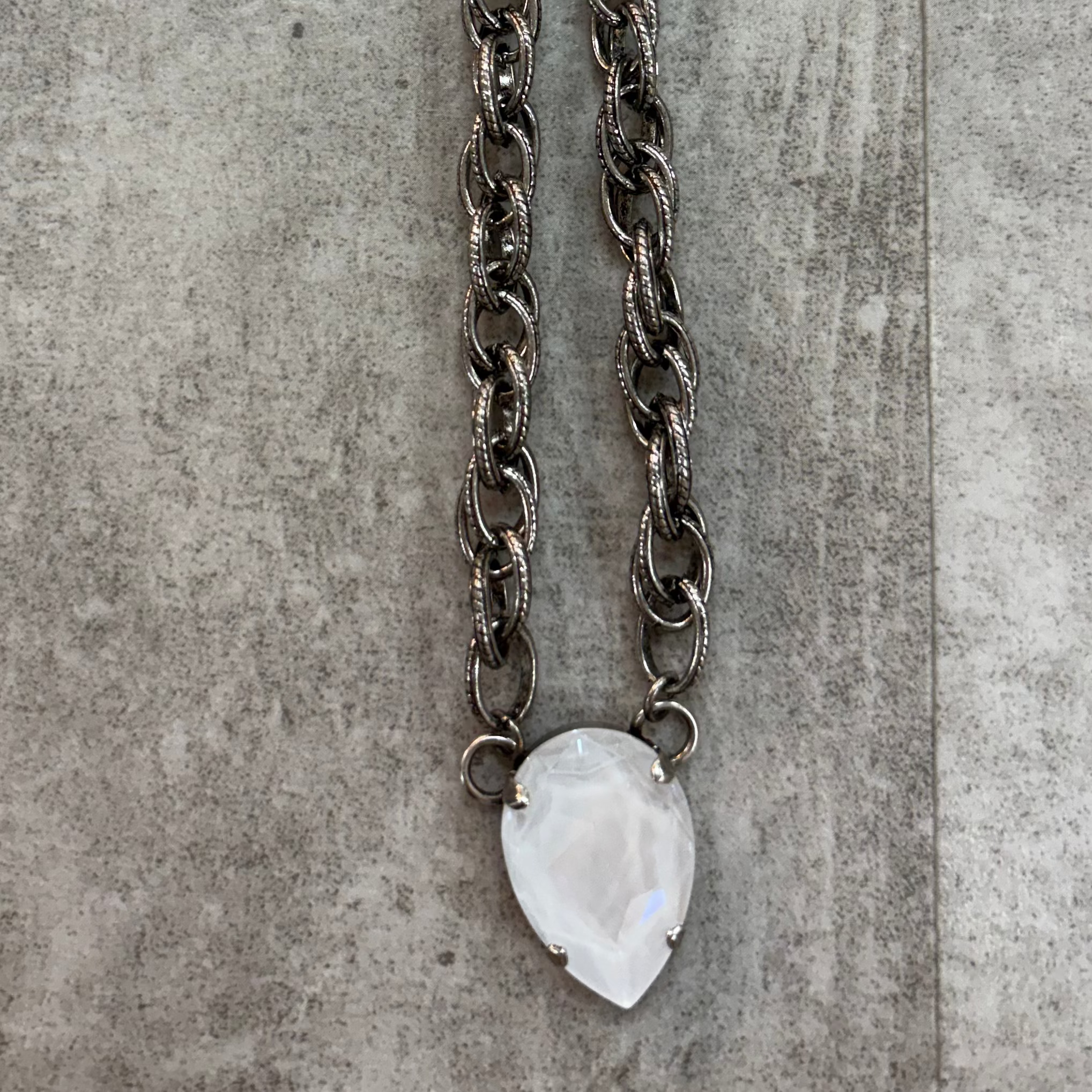 Cranston Necklace ElectricWhite