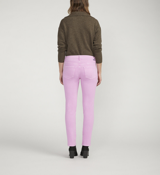 Cassie Slim Straight Jean