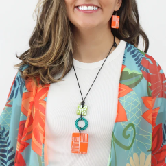 Orange Geovibe Pendent Necklace